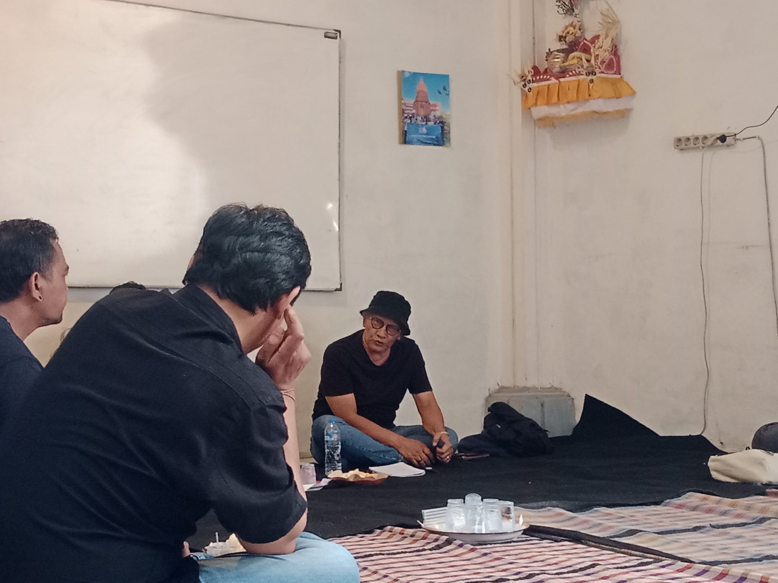 Membedah Problematika Bangsa dalam Acara Diskusi Bedah Buku
