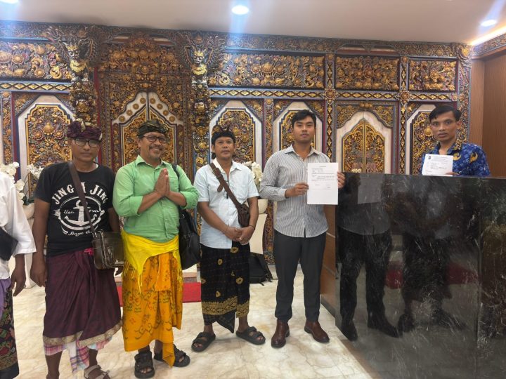 YLBHI–LBH Bali dan Petani Bakbakan Desak Hentikan Proyek GOR Gianyar