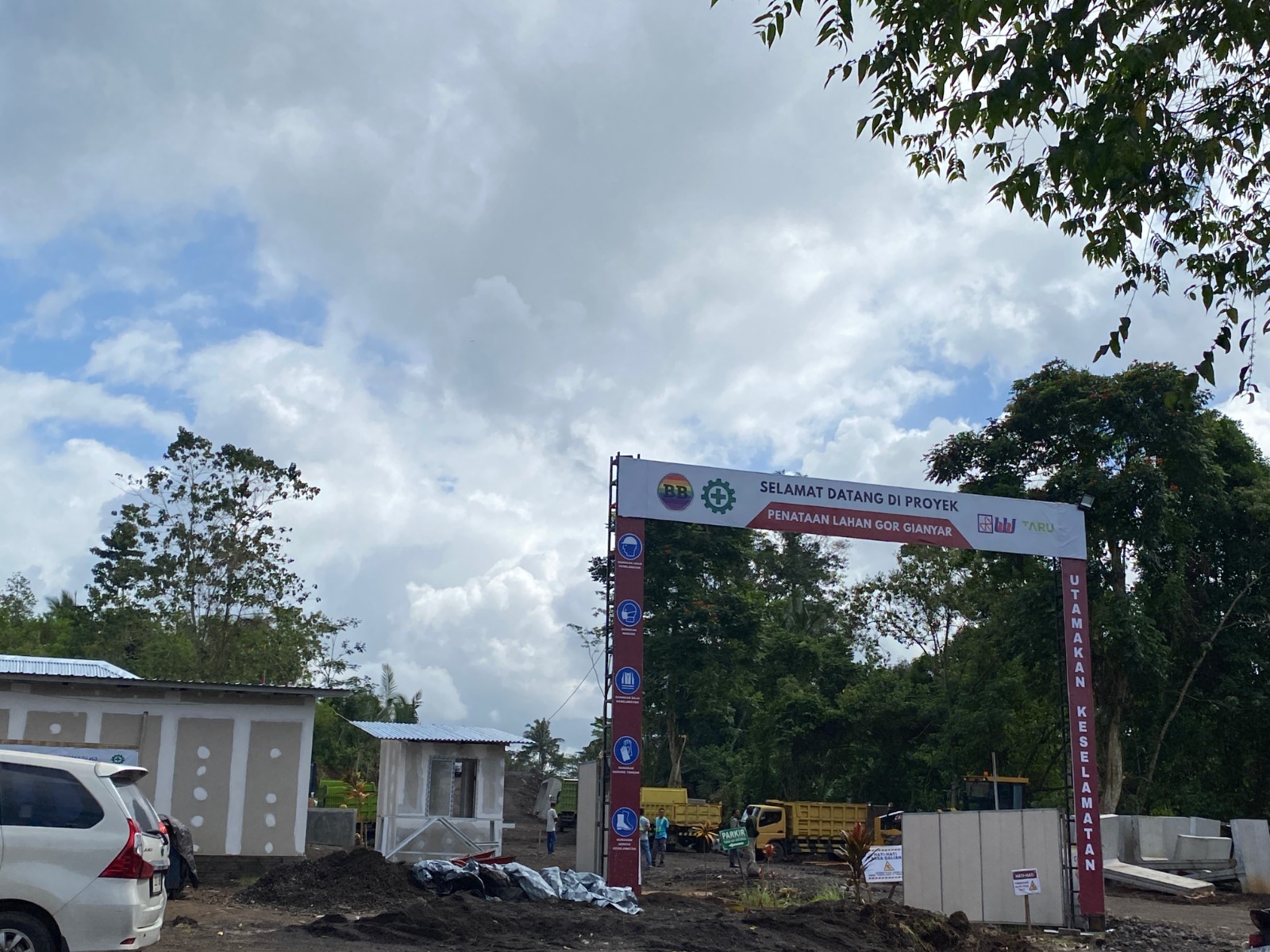Memutarbalikkan Zona Hijau: Penyelewengan Tata Ruang dan Penggusuran Petani untuk GOR Gianyar